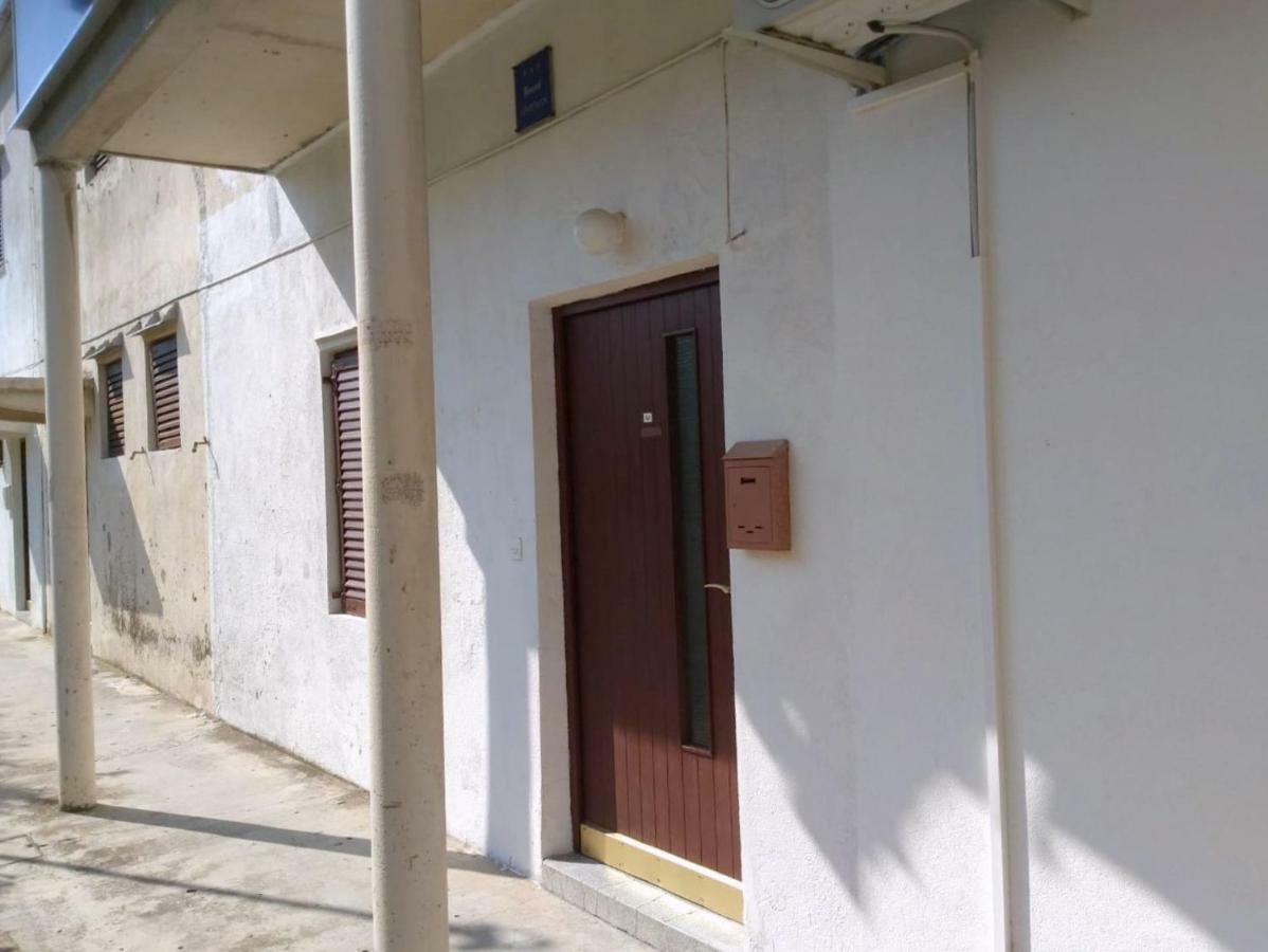 Apartment A1 Dugi Rat Bagian luar foto